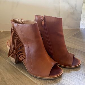 Catherine Malandrine booties